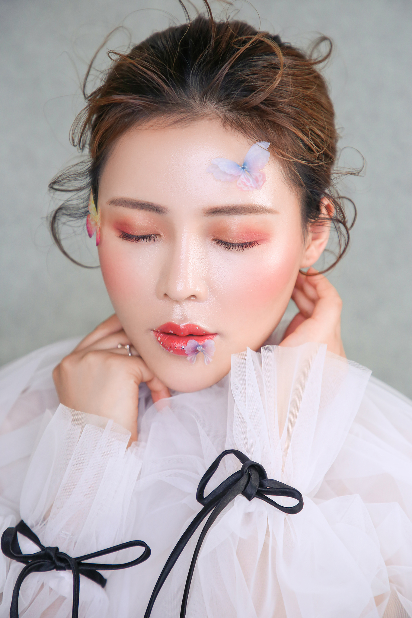 资深化妆师全天跟妆 3套造型 亲友妆