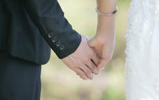 结婚两年是什么婚 结婚两年的纪念日祝福语大全
