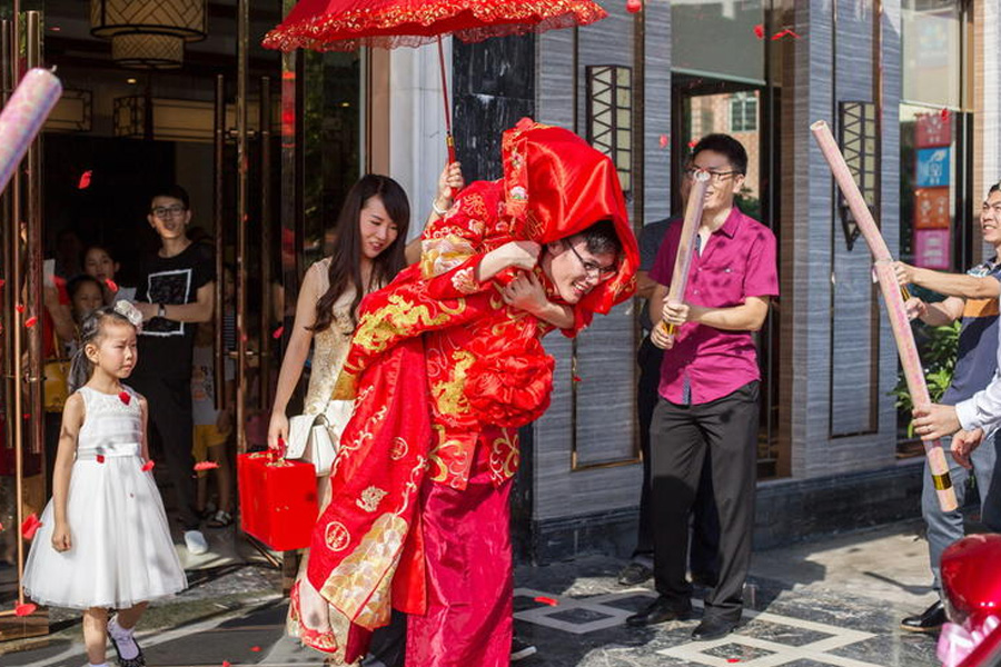 结婚十一周年是什么婚 结婚十一周年纪念语 婚礼纪