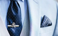 领带夹怎么用 领带夹的佩戴技巧