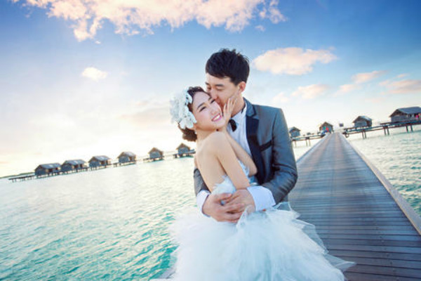 巴厘岛拍婚纱照要多少钱 巴厘岛拍婚纱照攻略