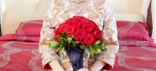 韓式新娘手捧鮮花圖片及教程
