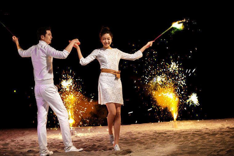 有质感的夜景婚纱照怎么拍 厦门哪里适合拍夜景