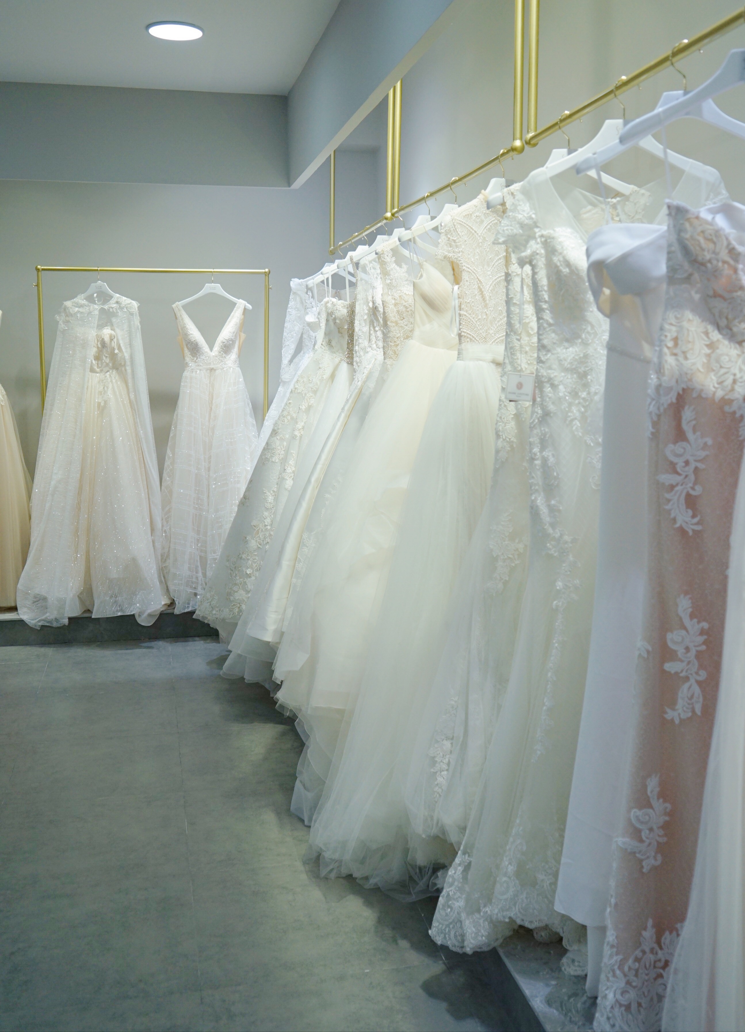 Share Couture设计师婚纱