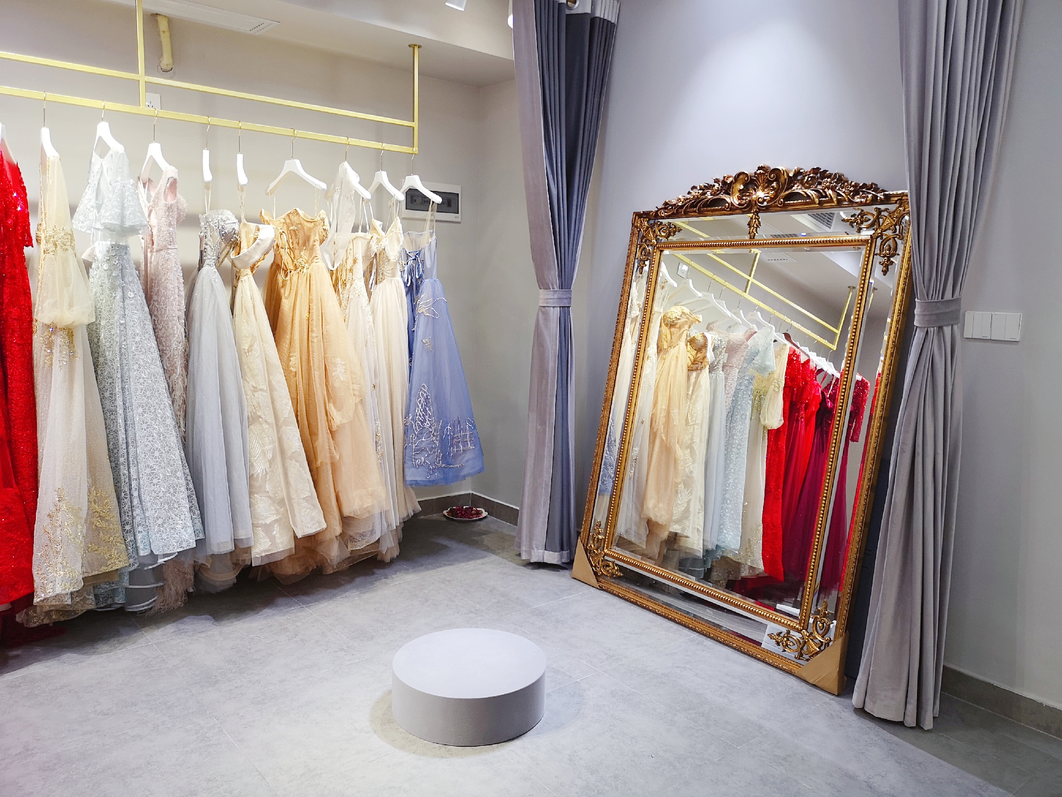 Share Couture设计师婚纱