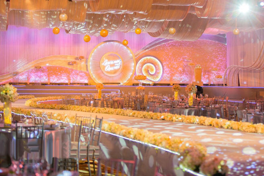 橙色系婚礼如何布置？