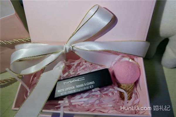口红伴手礼