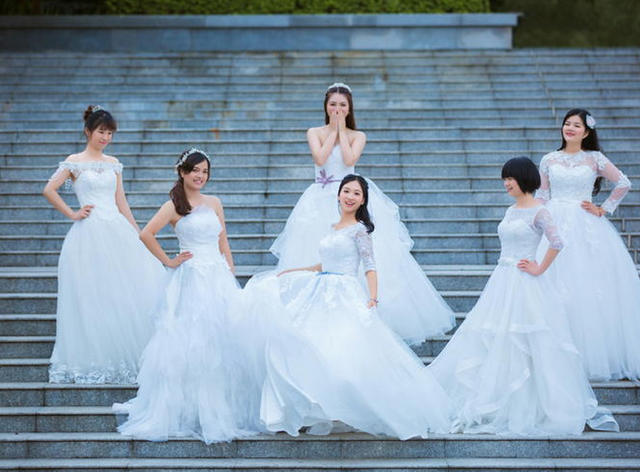 校园风婚纱照 校园风婚纱照