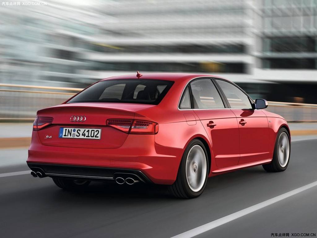 【奥迪】A4