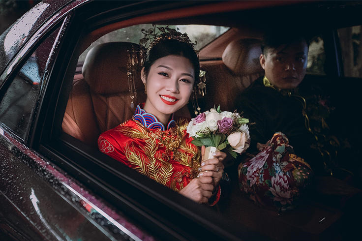 订婚男方给女方买什么
