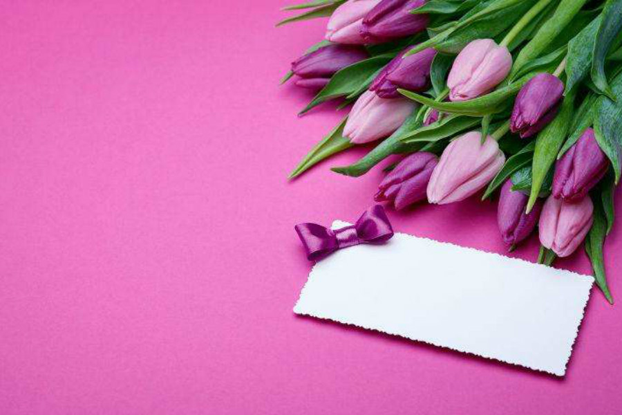 送花卡片怎么写最浪漫 给女朋友的送花惊喜