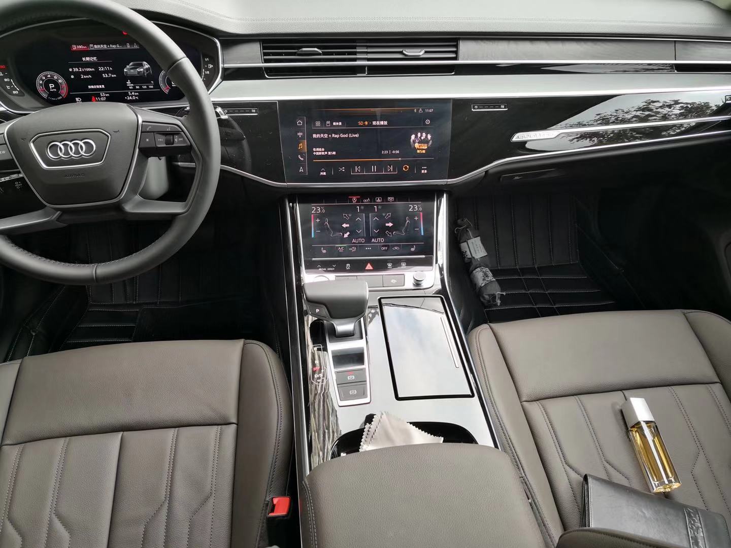 【奥迪】A8LX1辆   + 【奥迪】A6LX5辆