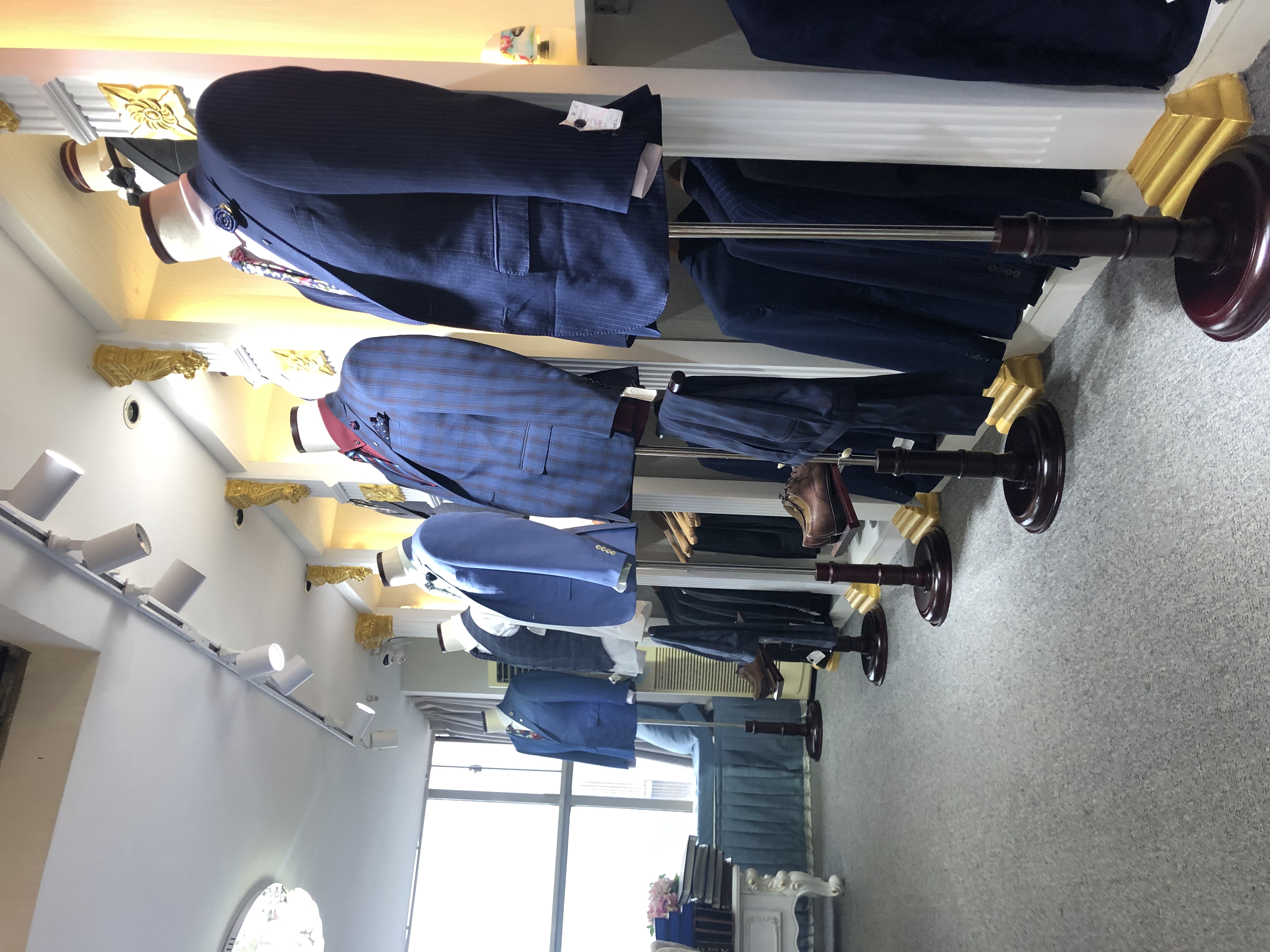 Awei高级西服定制南京店