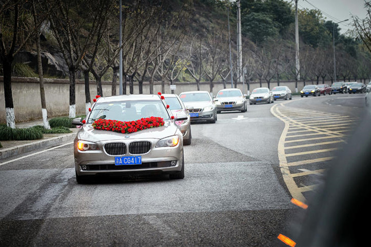 婚庆车队一般多少钱2019