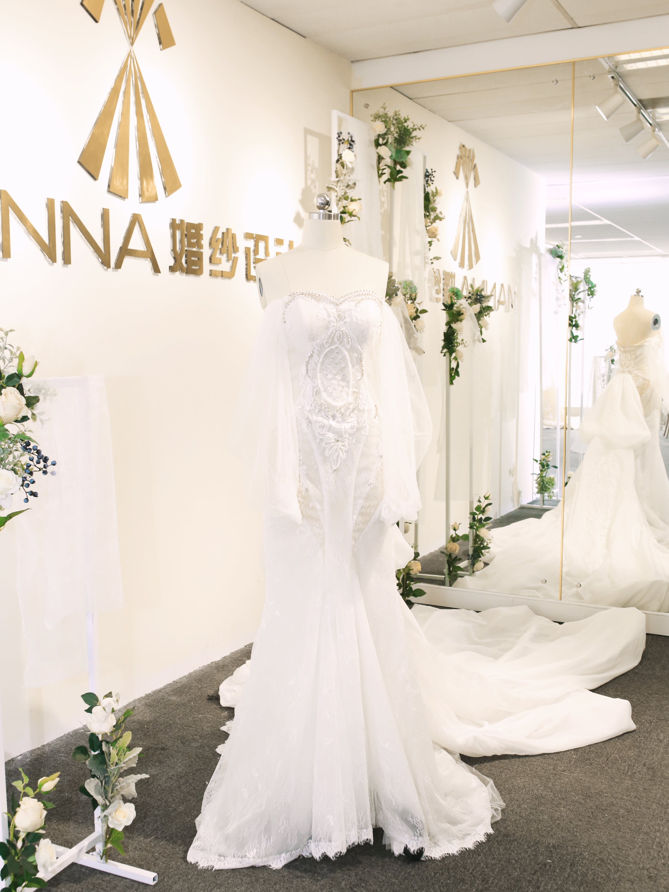 MANNA原创婚纱设计定制工作室