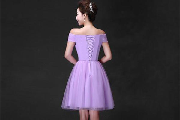 淡紫色礼服