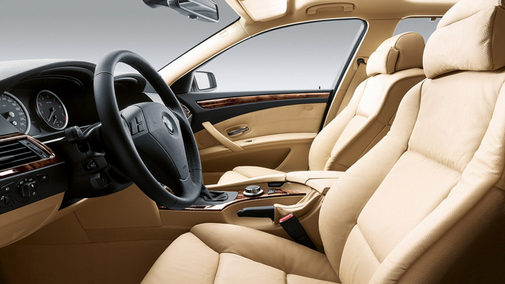 【劳斯莱斯】古斯特/1辆 + 【宝马】5系/5辆