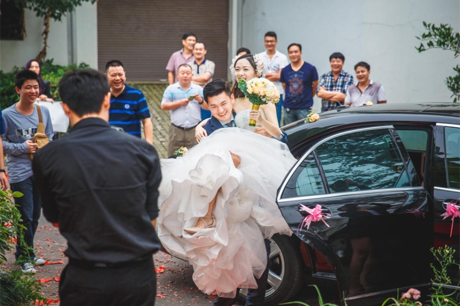 婚礼跟拍摄影师怎么选