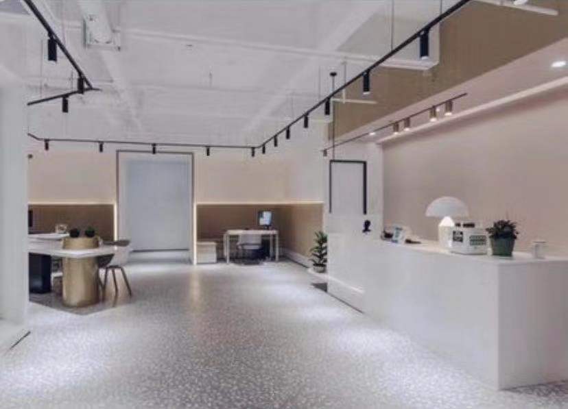 乐派诗婚纱摄影(昆明店)