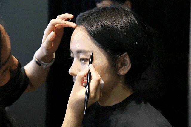 护肤到化妆的正确顺序 婚礼纪