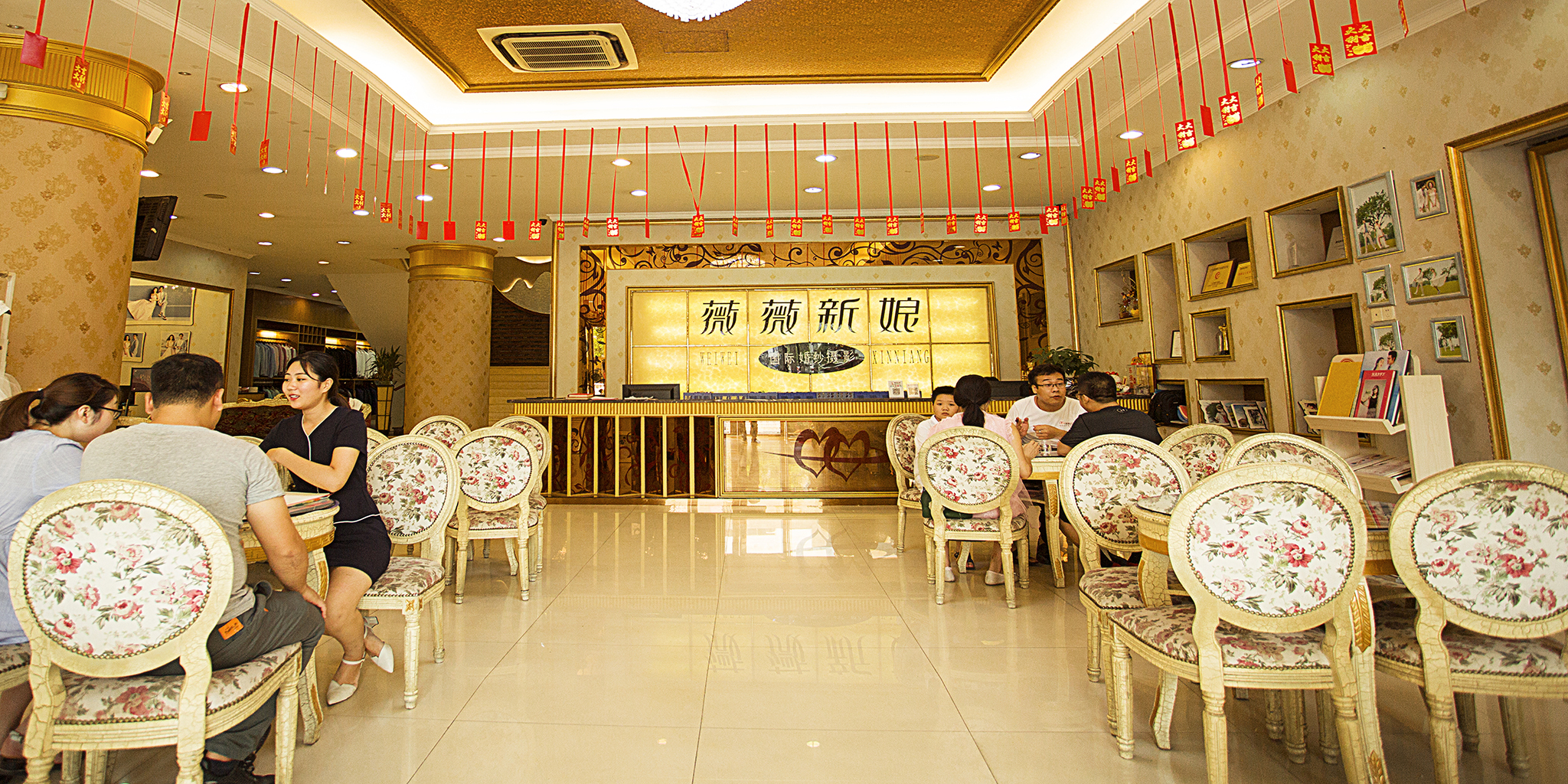 薇薇新娘国际婚纱摄影(佛山总店)