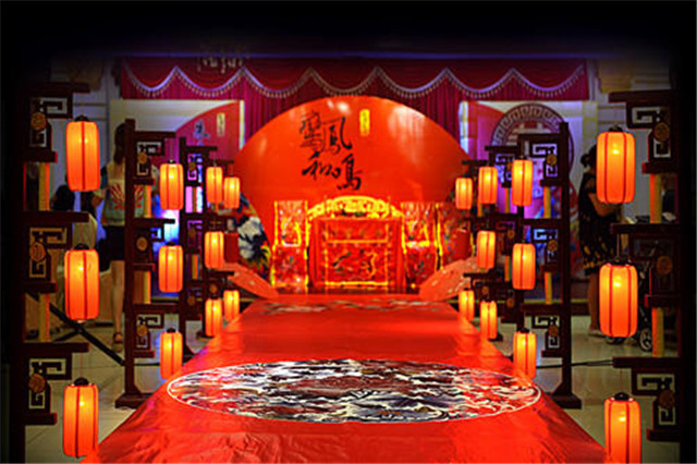 中式婚礼主持人串词 结婚各个环节流程一览