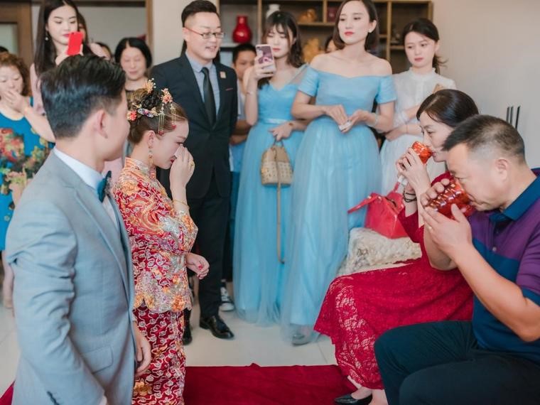 結婚敬茶父母對新人說什么