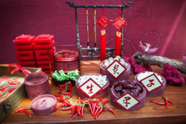 提亲要准备什么 男方去女方家提亲流程是什么样的