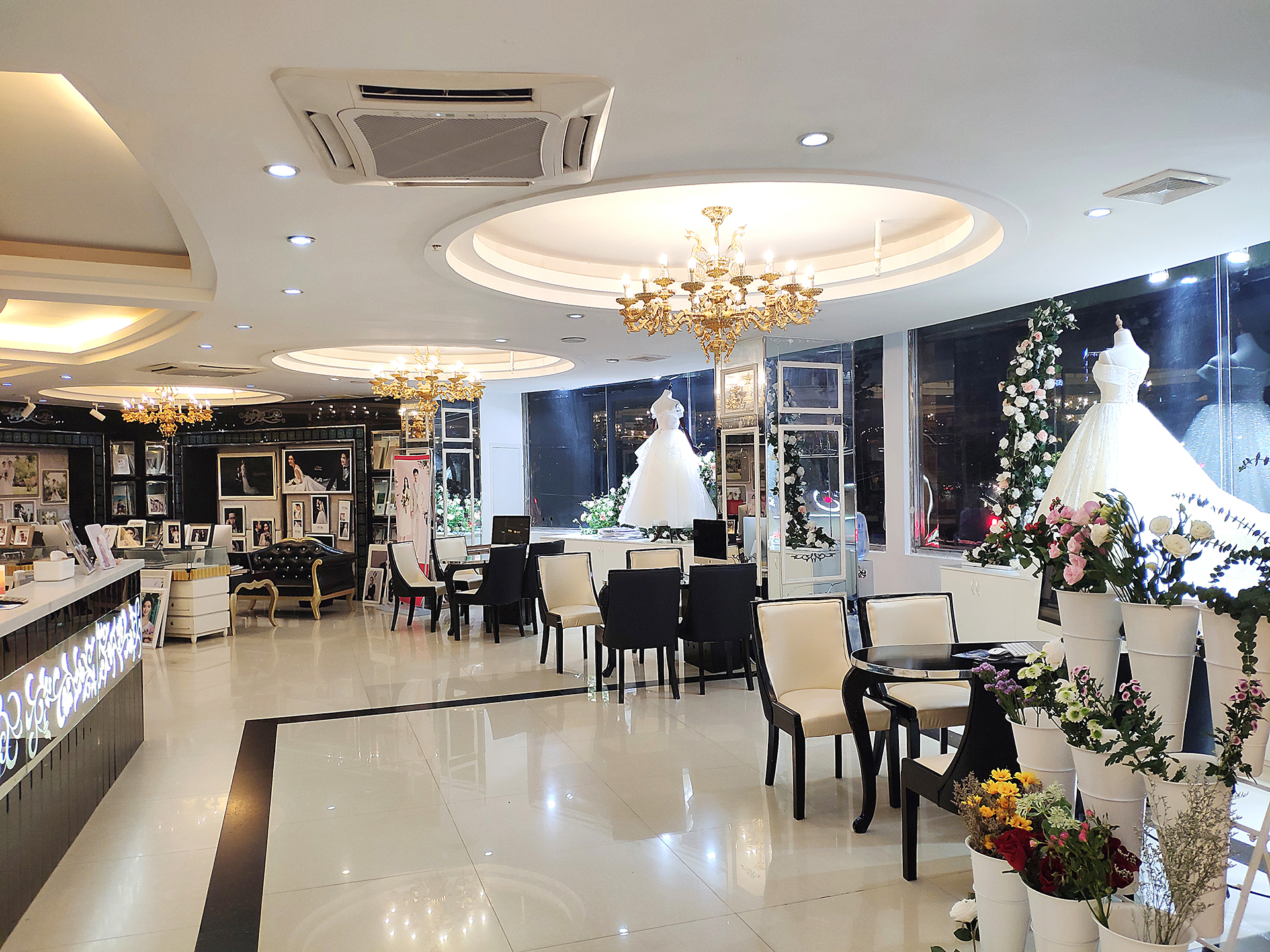 钟爱一生婚纱摄影(安溪店)