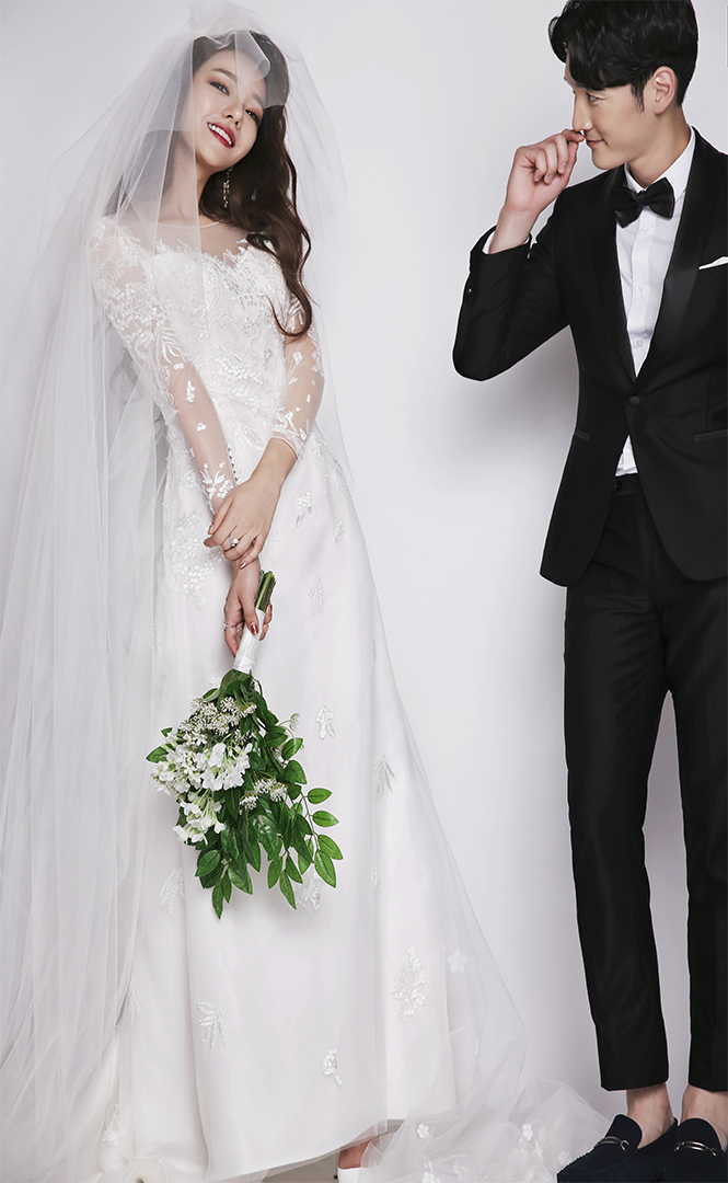 耳语卿卿   薇澜嫣莎室内婚纱照