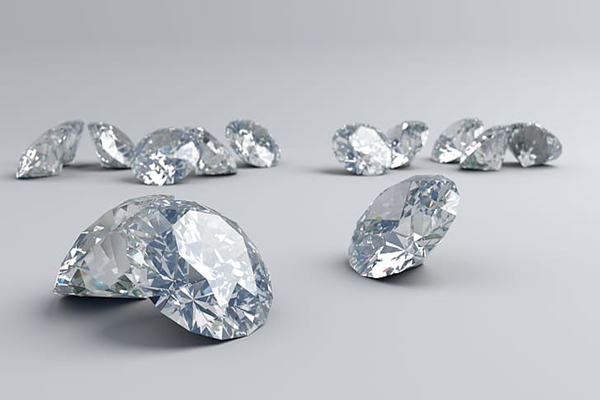 人造钻石和天然钻石的区别很大吗