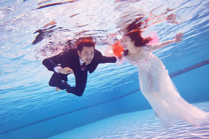 水下婚纱照