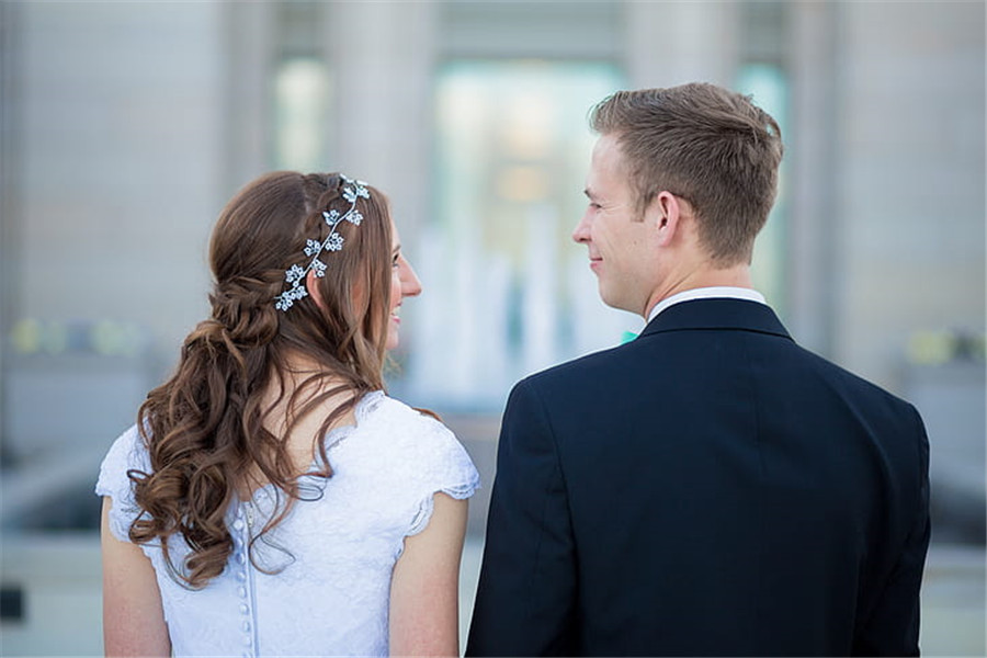 结婚前多久拍婚纱照好？