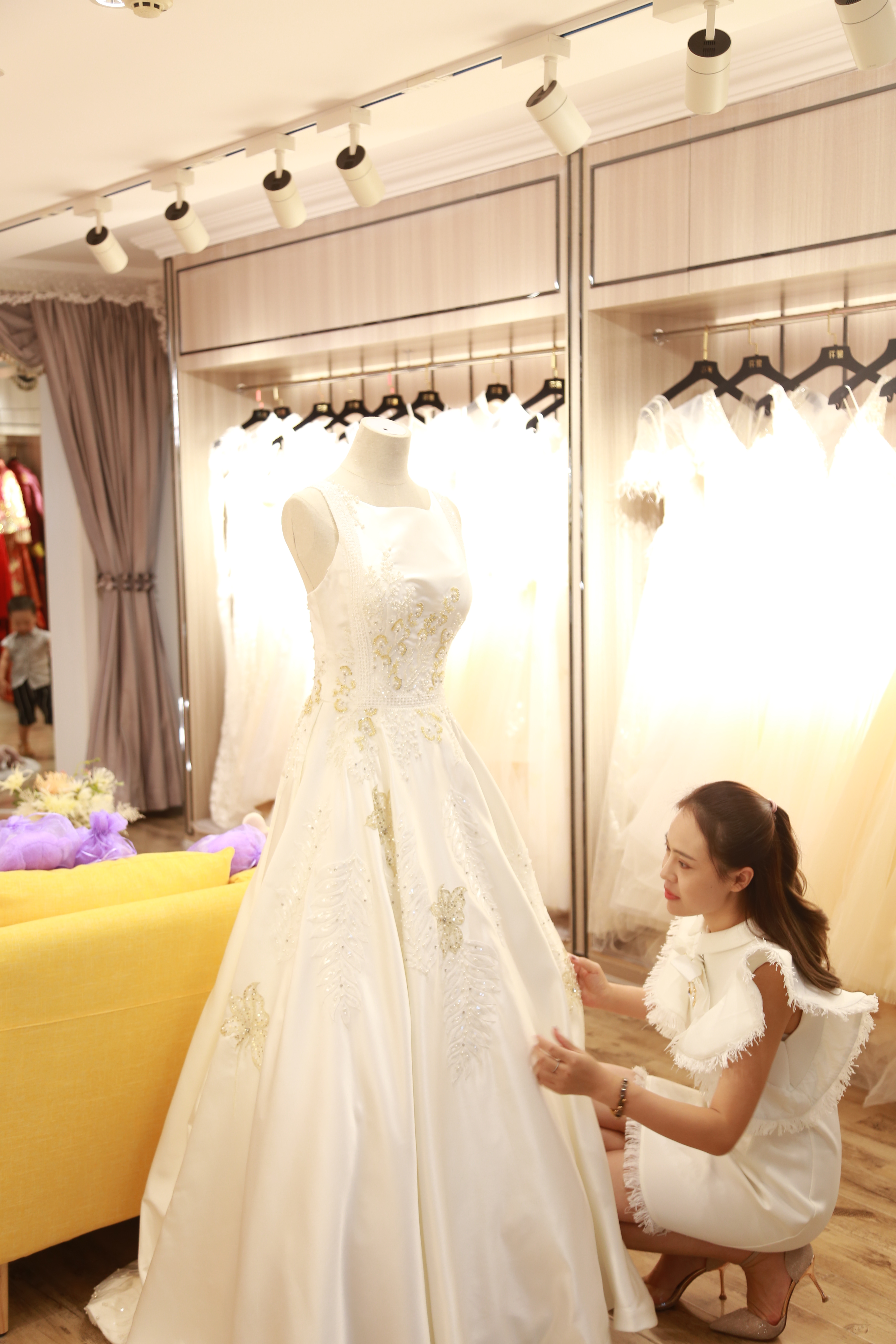 仟慕美学婚纱礼服高级定制