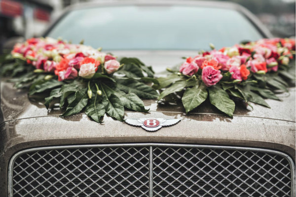 结婚用什么车当婚车   结婚婚车一般多少辆