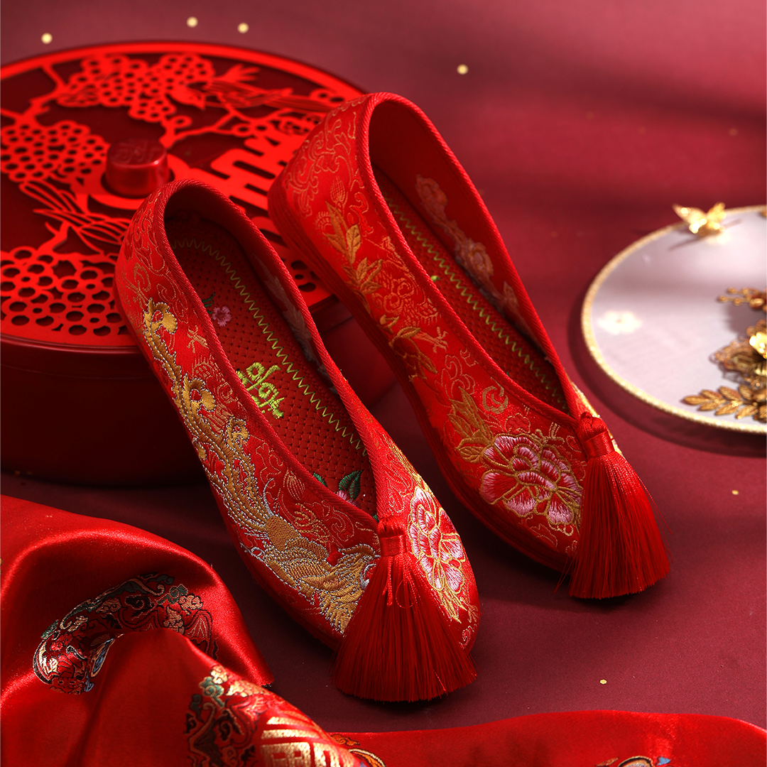 中國風 復古中式圓頭流蘇繡花鞋平底秀禾婚鞋
