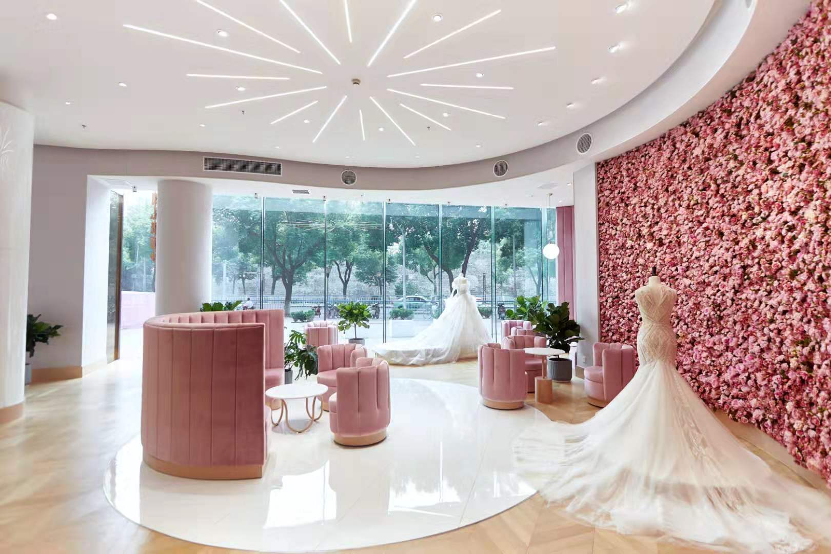YABELLE依呗国际礼服婚纱