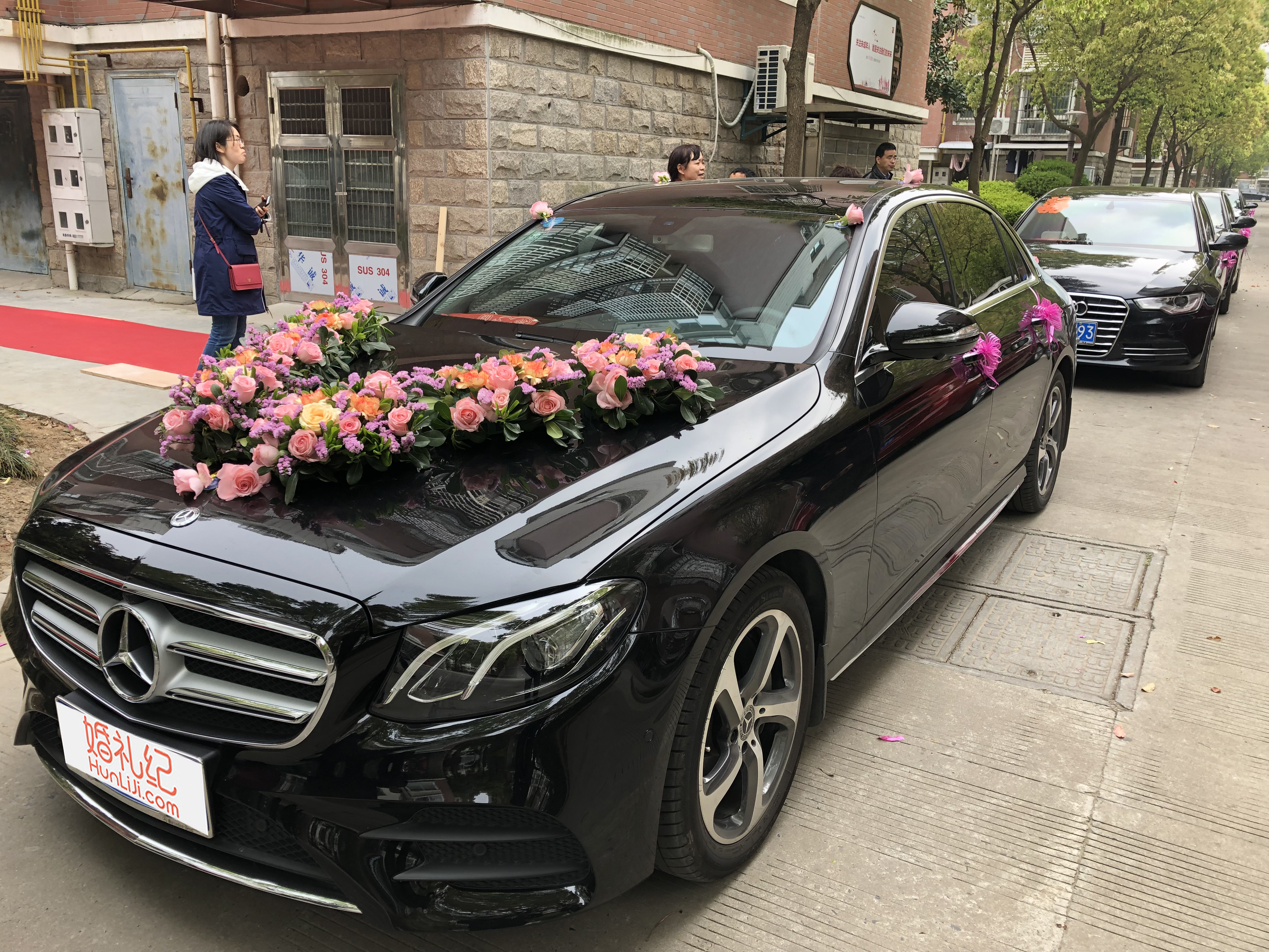 【奔驰】新款SX1辆 + 【奔驰】新款EX4辆