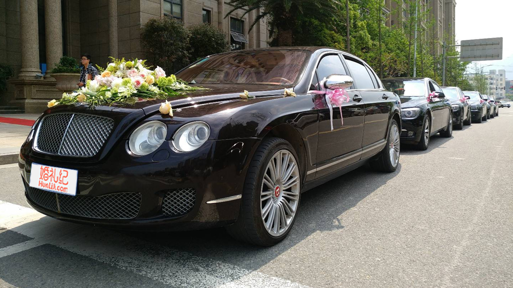 【劳斯莱斯】古斯特x1辆 + 【宾利】飞驰x5辆