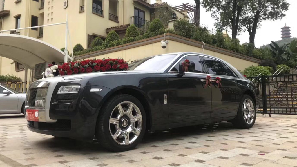 【劳斯莱斯】古斯特x1辆 + 【宾利】飞驰x5辆