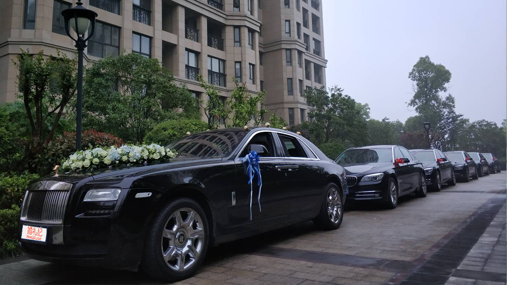 【劳斯莱斯】古斯特x1辆 + 【宾利】飞驰x5辆