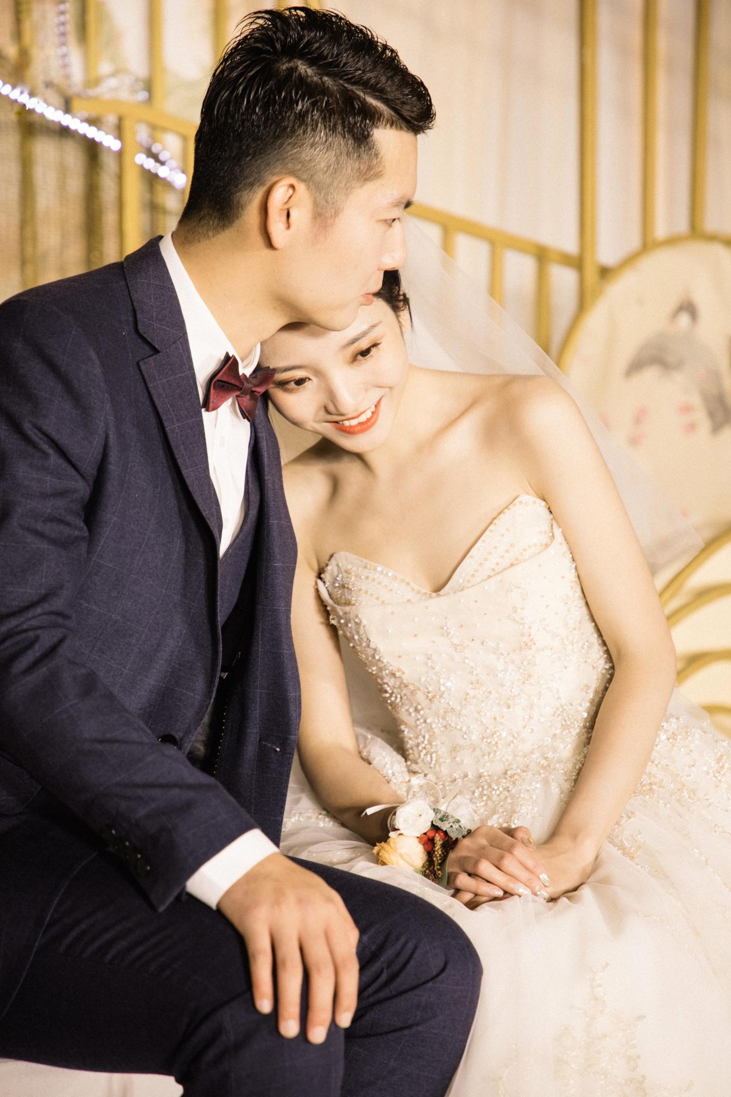 大婚3套不留遗憾，选婚纱跟妆这点太重要！