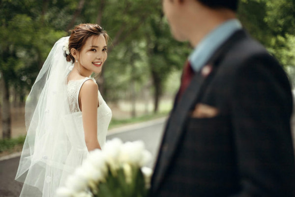 西安致青春婚纱摄影会馆