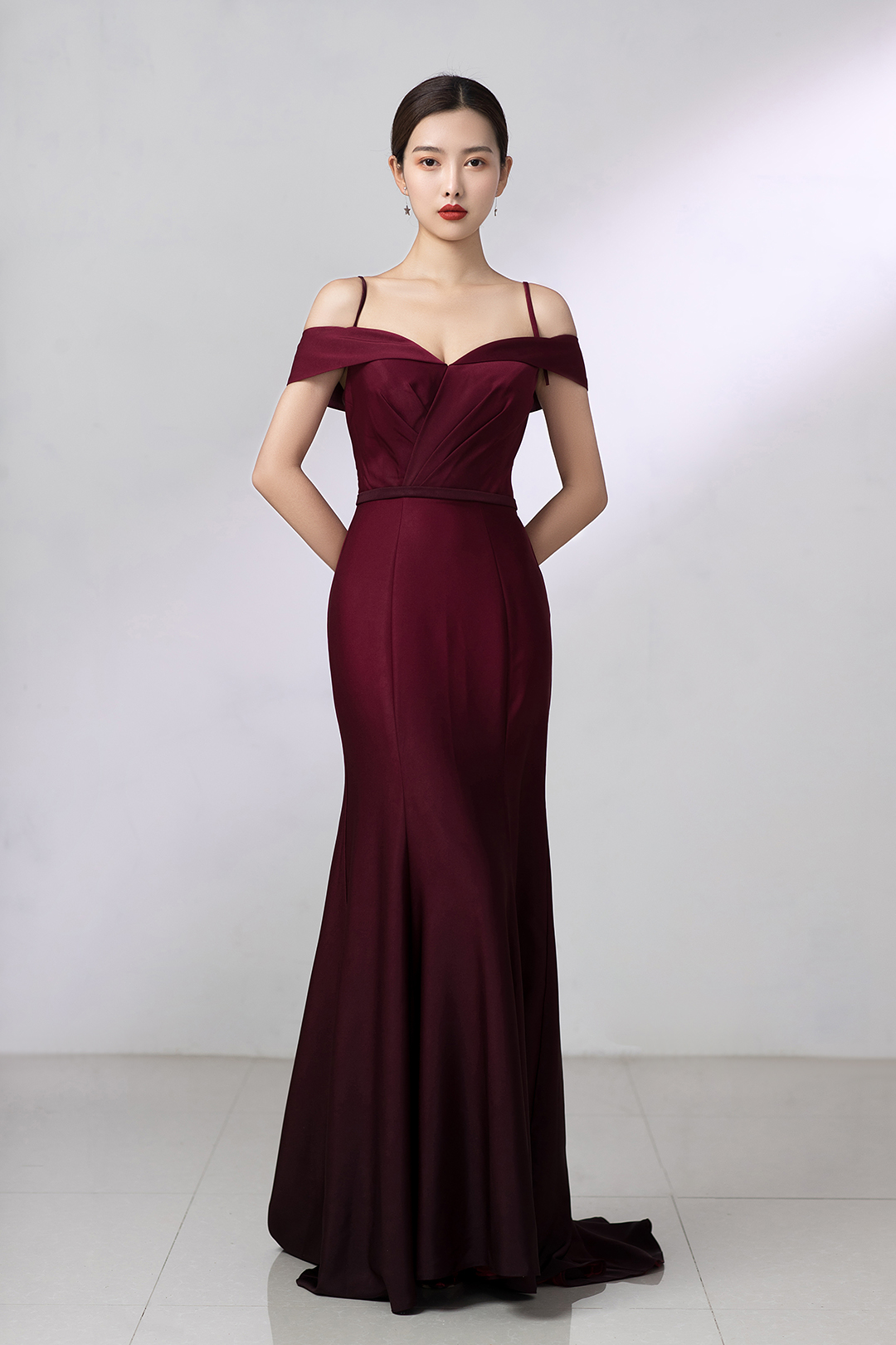 xys.dress设计师新款 缎面高定礼服