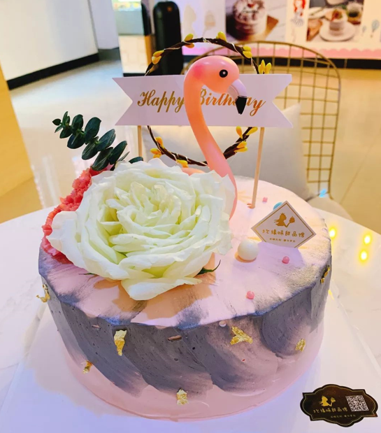 浪漫蛋糕图片送老婆 25张2019最流行蛋糕图片(图18)