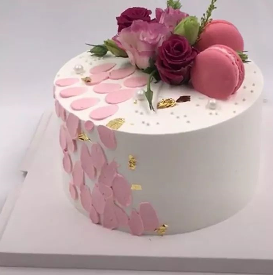 浪漫蛋糕图片送老婆 25张2019最流行蛋糕图片(图24)