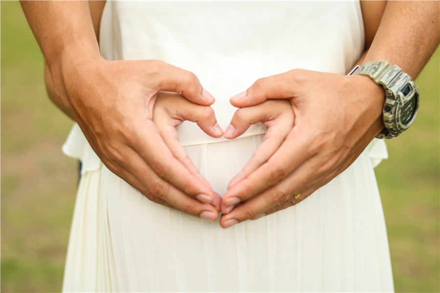 未婚先孕违法吗？