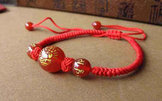 本命年红绳能自己买吗   本命年佩戴红绳有什么讲究