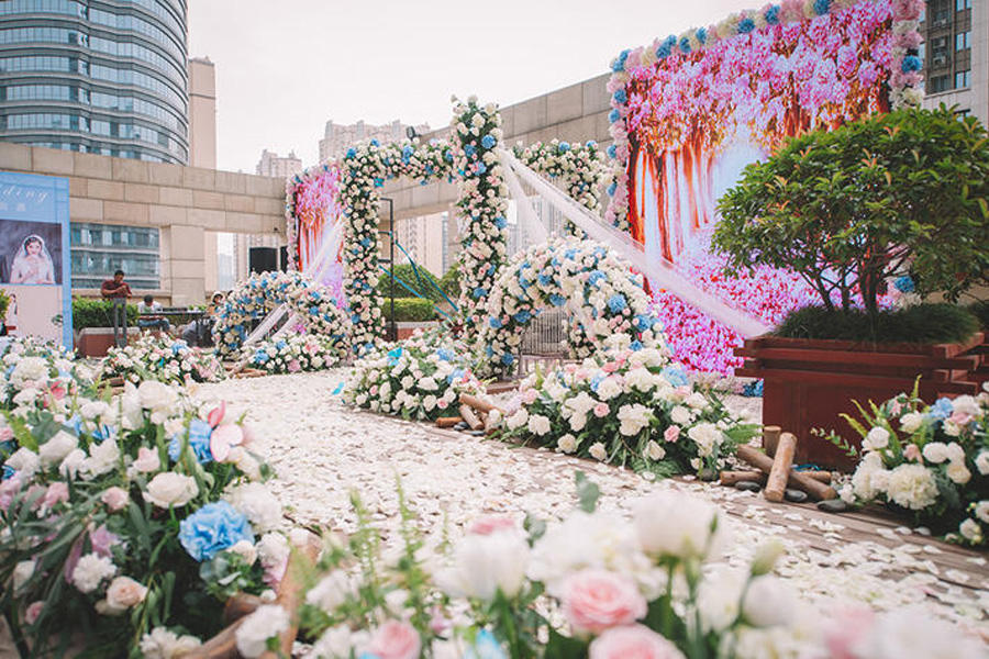 小清新粉色主题婚礼应该如何设置？