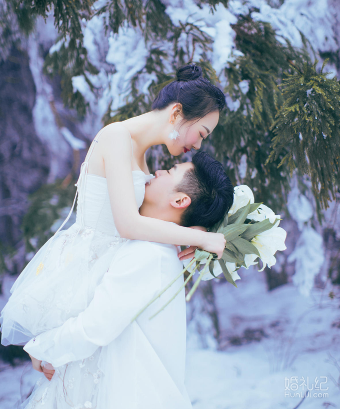 如何在雪地里拍出美美的婚纱照？